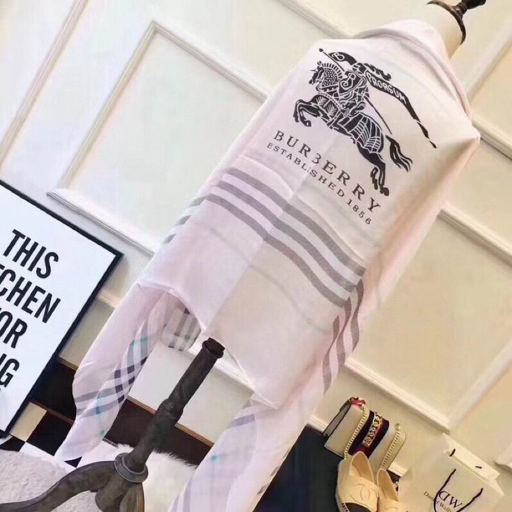 B**rry scarf